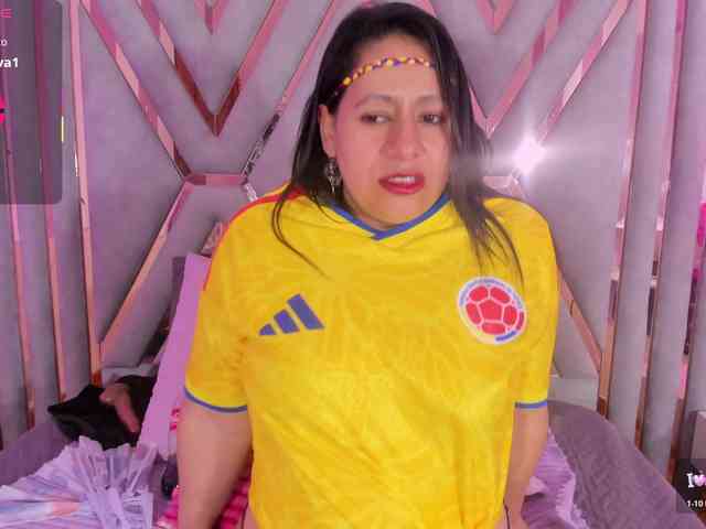 adri-rivera webcam