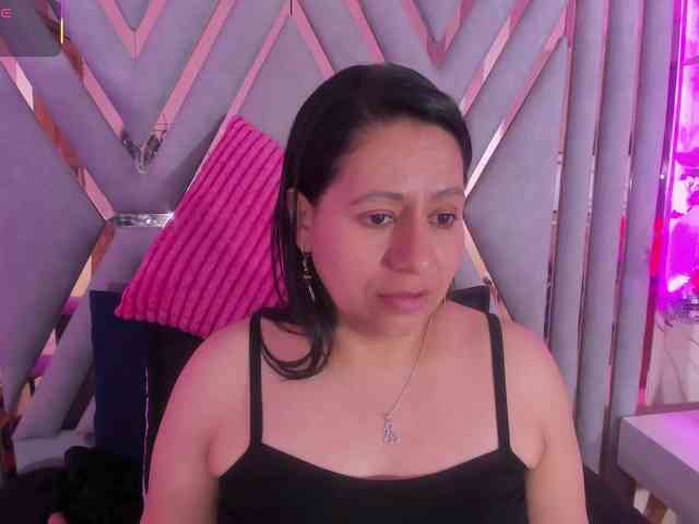 adri-rivera webcam