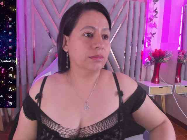 adri-rivera webcam