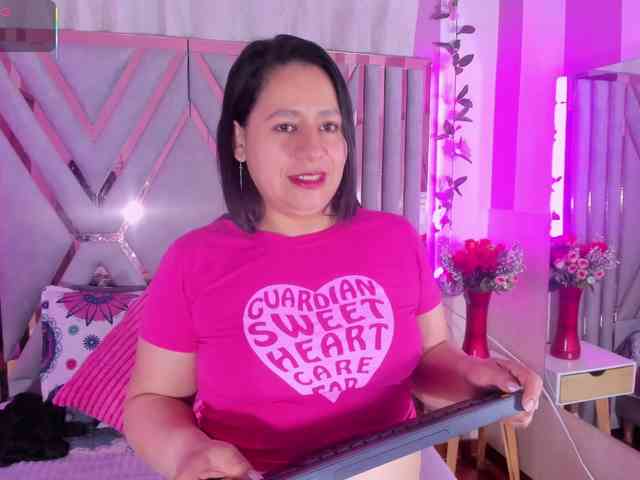 adri-rivera webcam