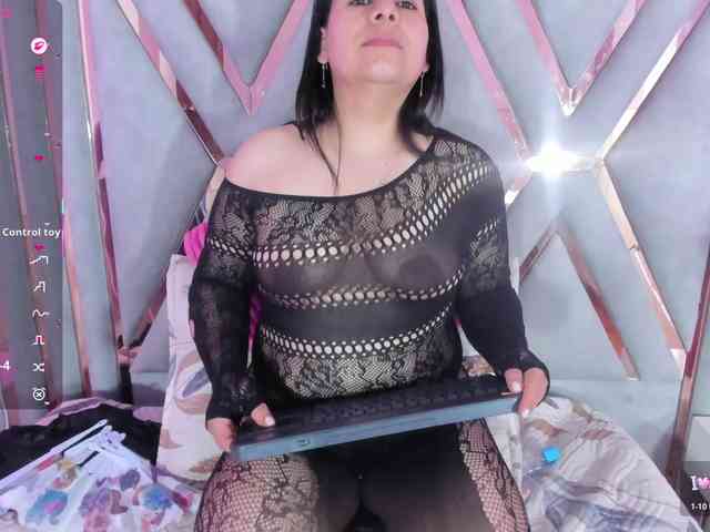 adri-rivera webcam