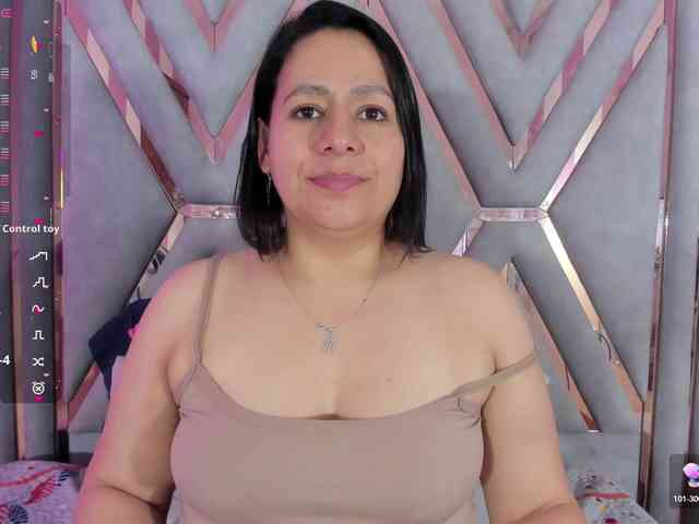 adri-rivera webcam