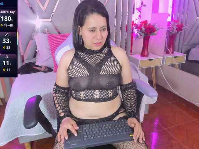 adri-rivera webcam