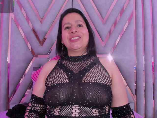 adri-rivera webcam
