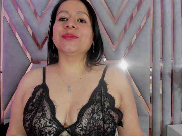 adri-rivera webcam