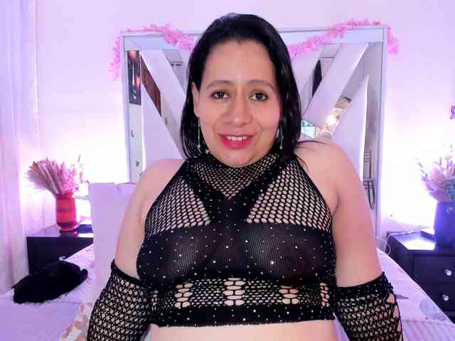 adri-rivera webcam
