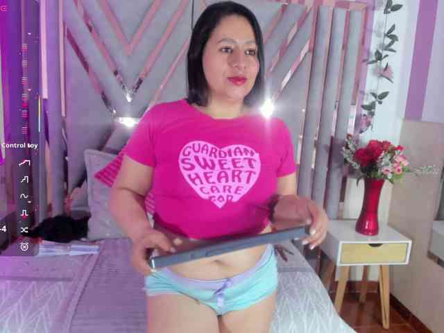 adri-rivera webcam
