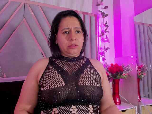 adri-rivera adri-rivera