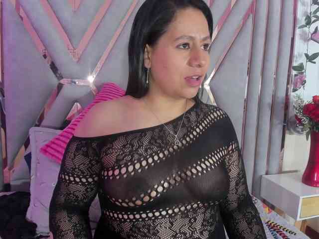 adri-rivera webcam