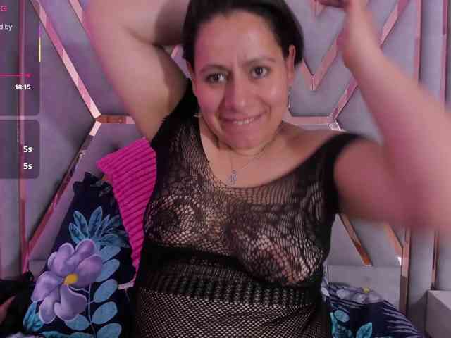 adri-rivera webcam