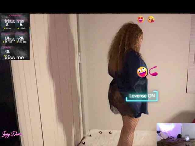 IvoryDesire_ webcam