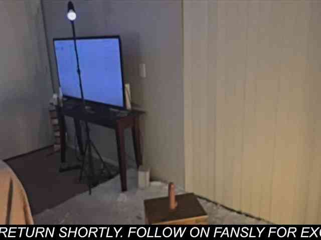 IvoryDesirehere webcam