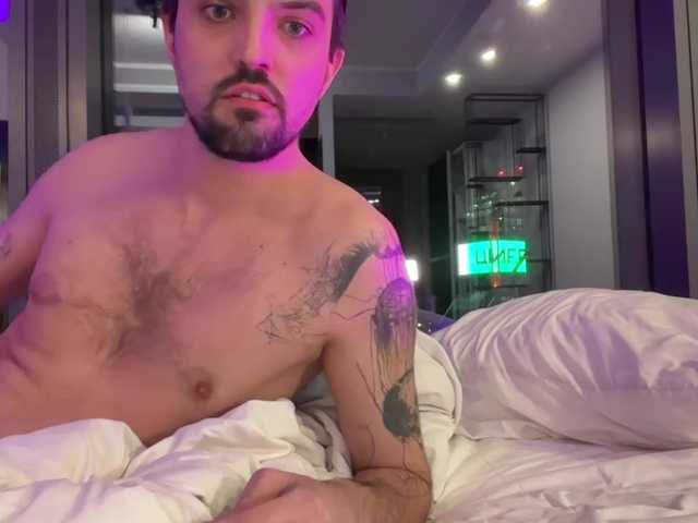 MaxandKate's BongaCams show and profile