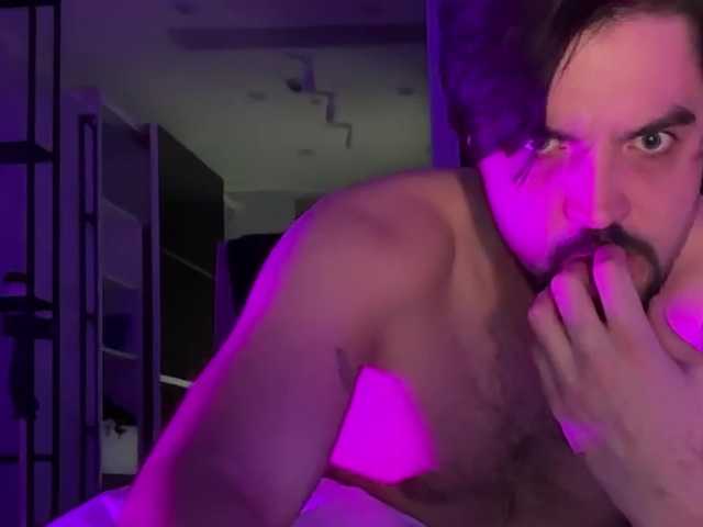 MaxandKate's BongaCams show and profile