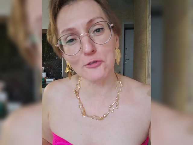 Valkiriyas live cam on BongaCams