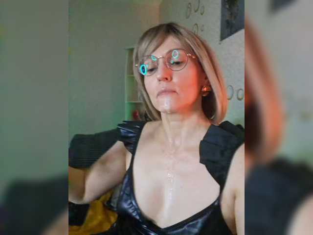 Valkiriyas live cam on BongaCams