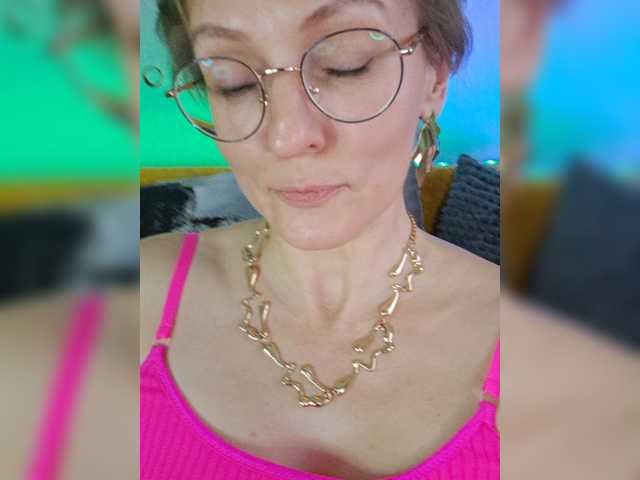 valkiriyas live sex show