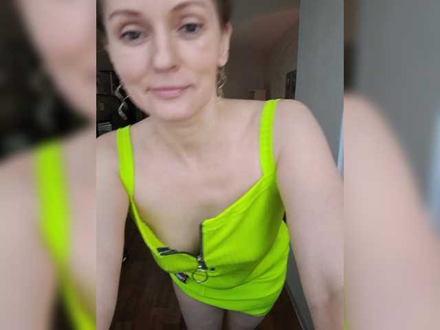 Valkiriyas live cam on BongaCams