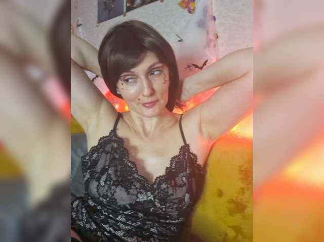 Valkiriyas live cam on BongaCams