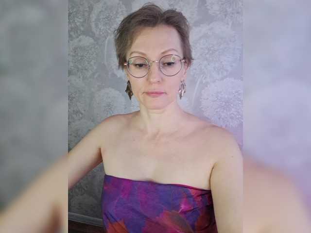 Valkiriyas live cam on BongaCams