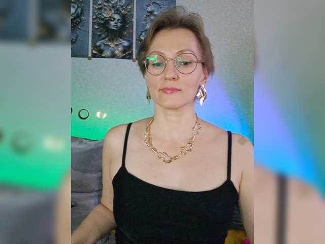 Valkiriyas live cam on BongaCams