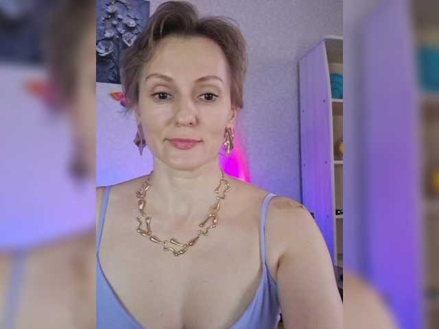 Valkiriyas live cam on BongaCams