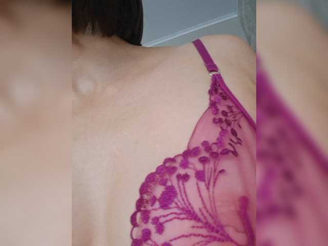 Valkiriyas live cam on BongaCams