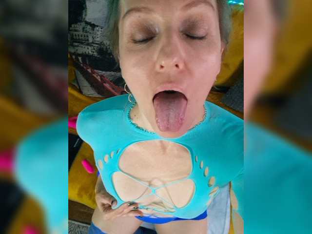 Valkiriyas live webcam show