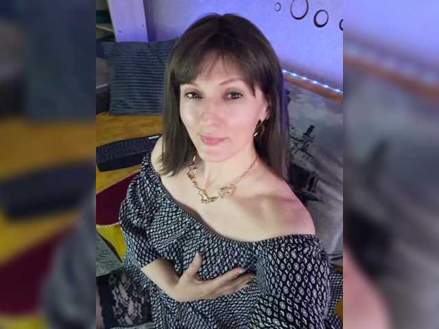 Valkiriyas live cam on BongaCams