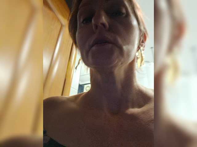 Valkiriyas live cam on BongaCams
