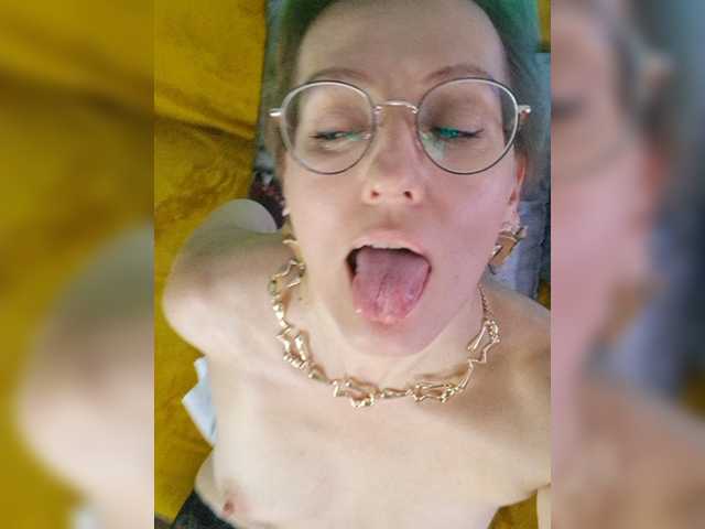valkiriyas live sex show