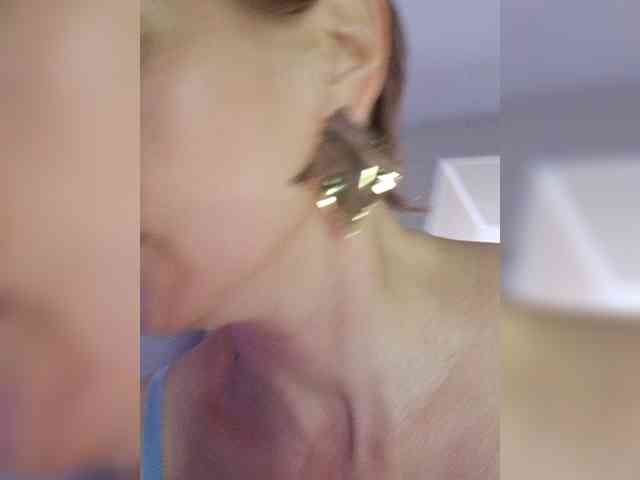Valkiriyas's cam show statistics and live stream