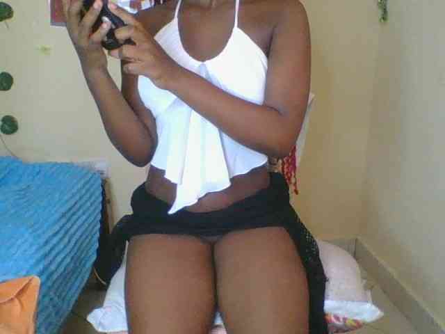 Laisley Live Webcam on BongaCams