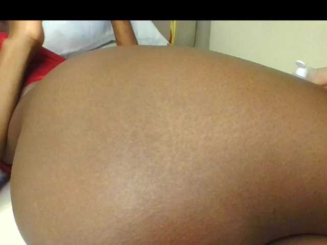curvypetite001 live cam