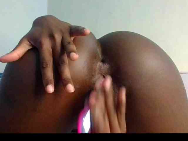 curvypetite001 webcam