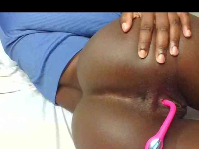 curvypetite001 webcam