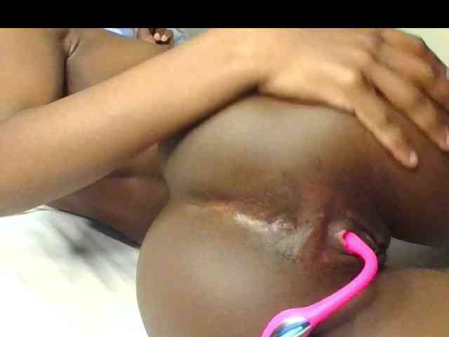 curvypetite001 webcam