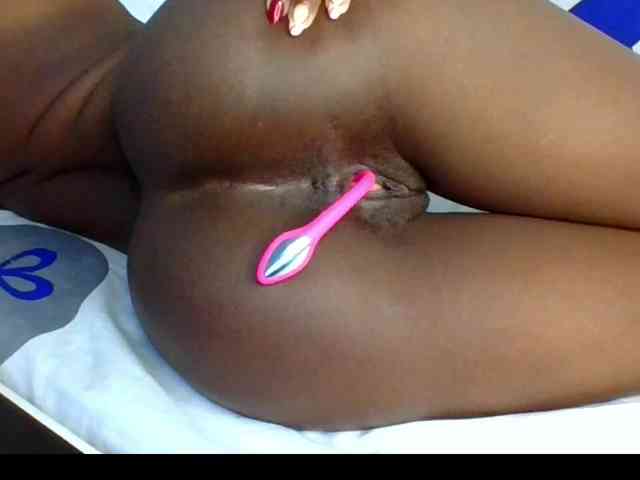curvypetite001 webcam