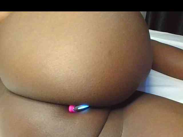 curvypetite001 webcam