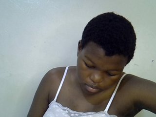 pretty-desire's Live Webcam