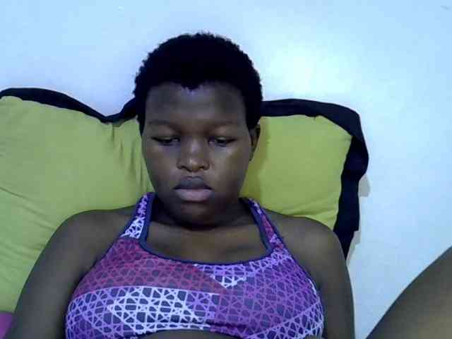 pretty-desire webcam