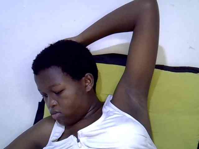 pretty-desire webcam