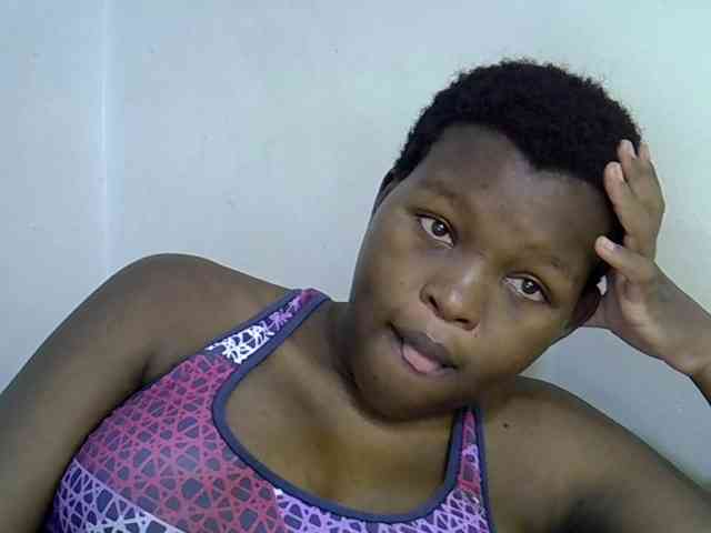 pretty-desire webcam