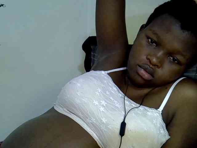 pretty-desire webcam
