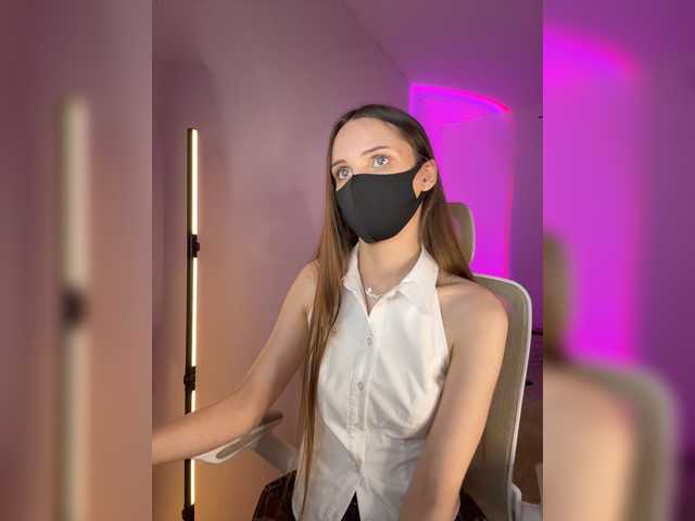 SweetIra live cam on BongaCams