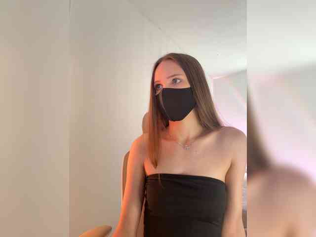 SweetIra webcam