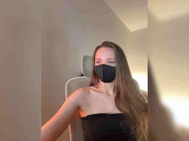 SweetIra webcam