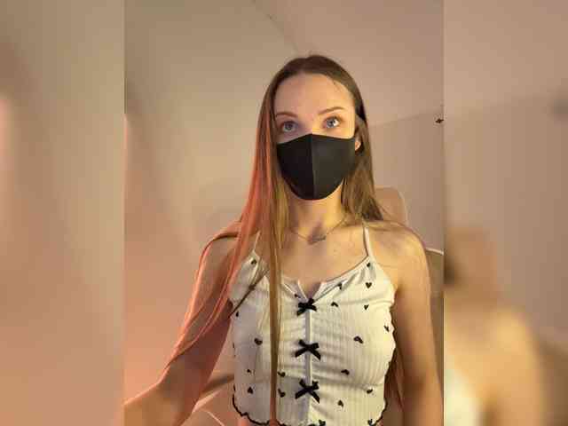SweetIra webcam