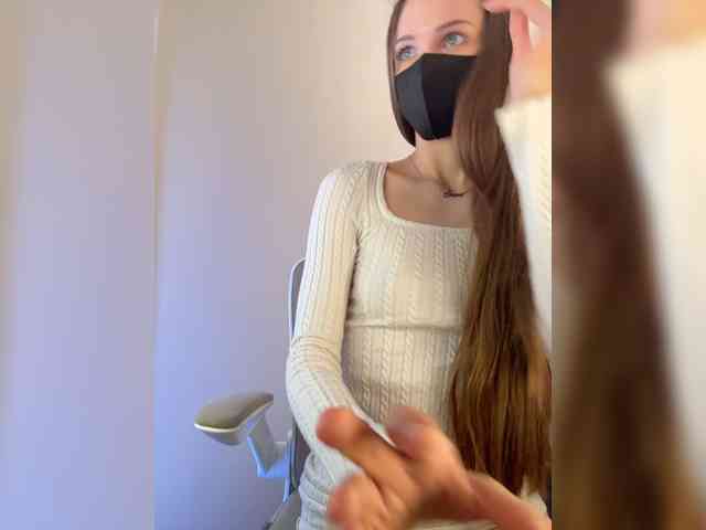 SweetIra webcam