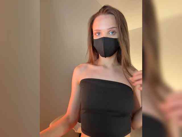 SweetIra webcam